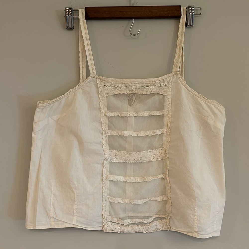 American Eagle linen like Tank Top with some Lace